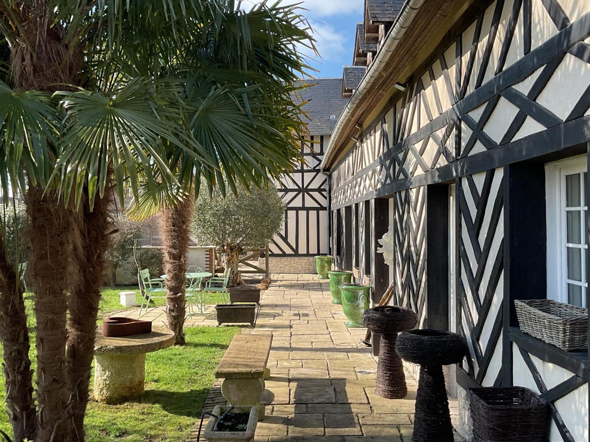 Bed and Breakfast Manoir De La Croix-Sonnet Trouville-sur-Mer Exterior foto