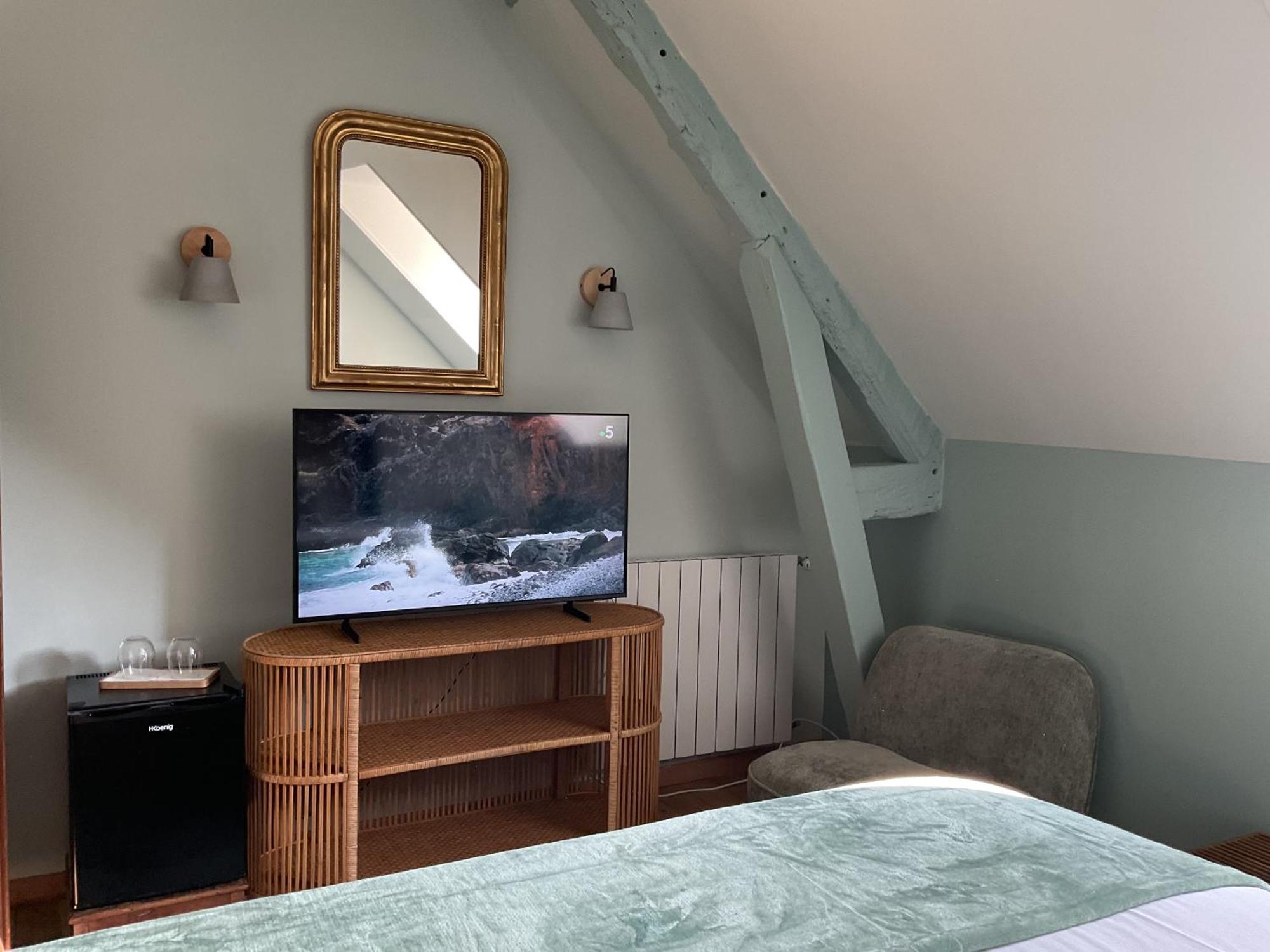 Bed and Breakfast Manoir De La Croix-Sonnet Trouville-sur-Mer Habitación foto